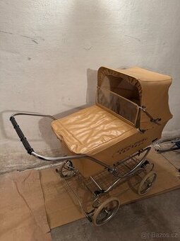 Retro kočárek Liberta