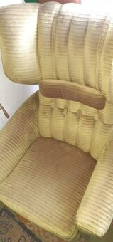 Starší křeslo "Ušák" za 500,- Kč