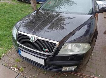 PRODÁM NA OCTAVIA 2 CHLADIČOVOU STĚNU aid.