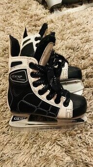 Dětské brusle CCM velikost 26