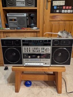 Radiomagnetofon Sanyo c50