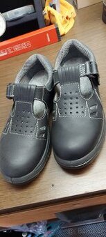 Pracovní boty