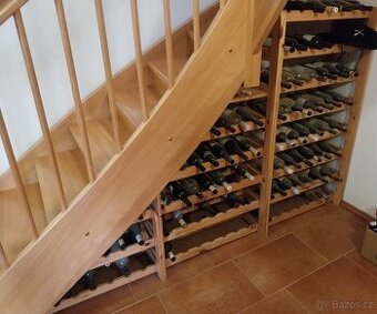 Vinotéka dřevená - regál na víno