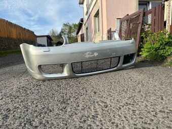 Original predni naraznik r32 golf 4