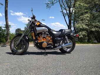 Yamaha vmax
