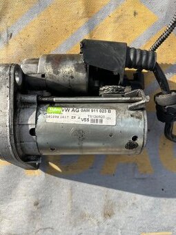 Prodám Startér 0AM911023B 1000kč - 1