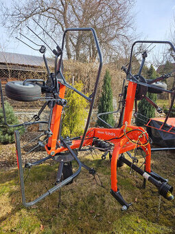 Rotororový obraceč Kubota TE4052