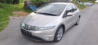 Honda Civic 1.8i Sport 6kvalt