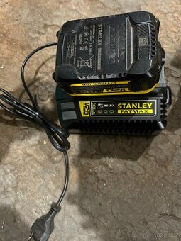 STANLEY AKUMULÁTOR 4,0Ah + nabíječka 20 V Stanley