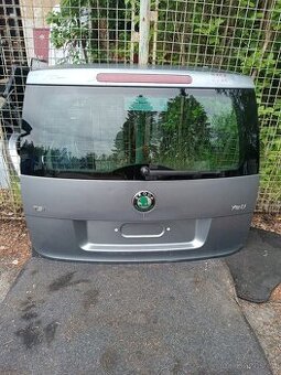 Skoda Yeti - páté dveře, víko kufru
