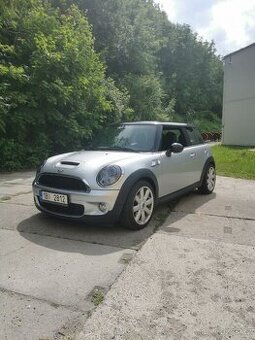 MINI Cooper S R56 | 128 kW | REMUS | CHIP