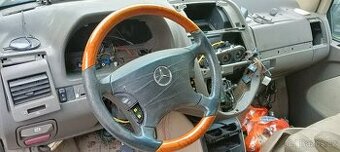Dřevěný volant mercedes w220