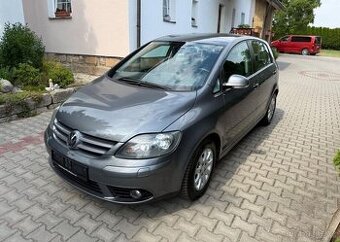 Volkswagen Golf Plus 1,6i GOAL klima , tempomat benzín