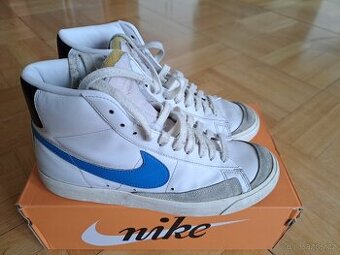 Nike Blazer vel 42