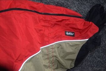 HURTTA lehká pláštěnka / větrovka vel.cca 17 - 21kg