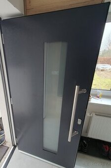 Plastové vchdové dveře Antracit, nerez kování