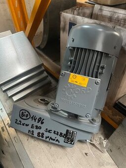Motor s převodovkou Nord 2,2 kW