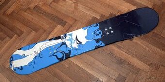 Dětský snowboard 138cm