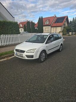 Ford Fokus Combi 1.6 74kw, rok: 2007 , platná stk