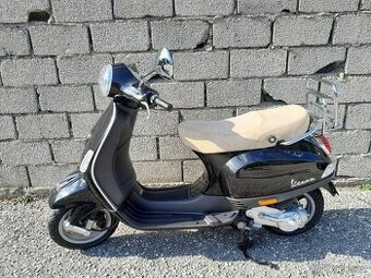 Vespa LX 50 4t 2011, moc pěkný stav, 16tis.km