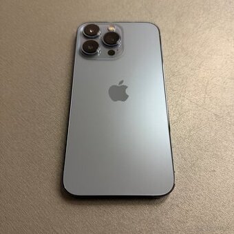 iPhone 13 Pro 1TB, bez škrábance, 100% baterie