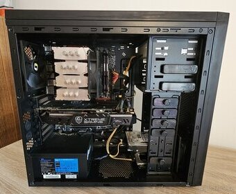 Stolní PC Sestava HAL3000