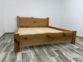 Luxusna postel z dubového masivu