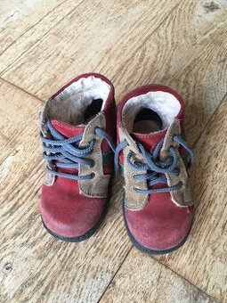 Podzimní / zimní kotníčkové - kožené semišové vel 21