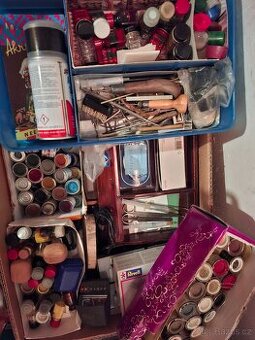 Potřeby do modelářské dílny