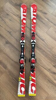 Sjezdové lyže Atomic 163cm