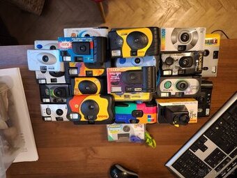 Foťáky použité jako dekorace