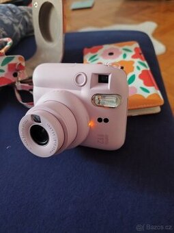 Instax mini 12