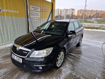 Prodám ŠKODA Octavia II – černá metalíza, kombi, RS paket