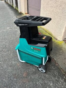 Drtič větví Bosch AXT 25 TC