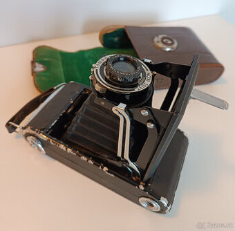 Fotoaparát Zeiss + pouzdro