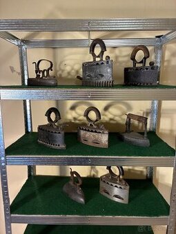 Starožítná žehlička