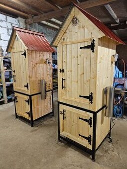 Velká elektrická dvouplášťová udírna s dýmboxem