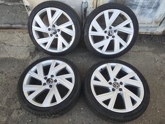 18"letní alu sada Bergamo 5x112 origo Golf 8 7 GTI GTD