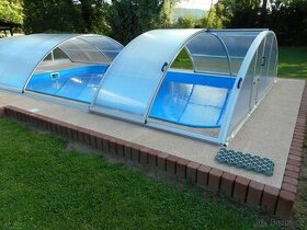 Plastový bazén.      info@bazenstav.cz
