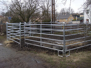 Texas panely  mobilní ohrady pro kone , kravy