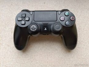 Herní ovladač PS4 - DualShock 4