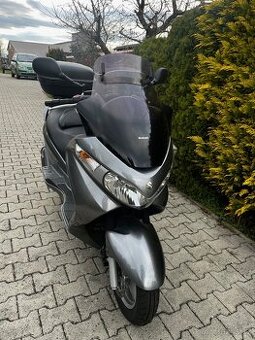 Suzuki Burgman 200