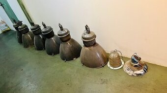 Industriální tovární lampy - světla