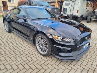 Ford Mustang, paket GT350, motor 3,7 V6, 224 kw,2015,manuál
