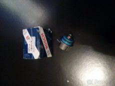 Prodám regulátor tlaku paliva bosch