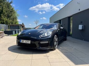 Porsche Panamera Turbo