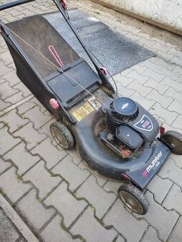 Benzínová sekačka