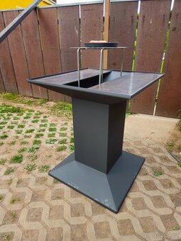 Gril - 1