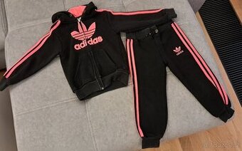 Tepláková souprava Adidas 128/134