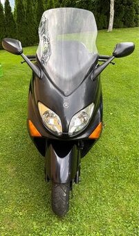 Yamaha tmax